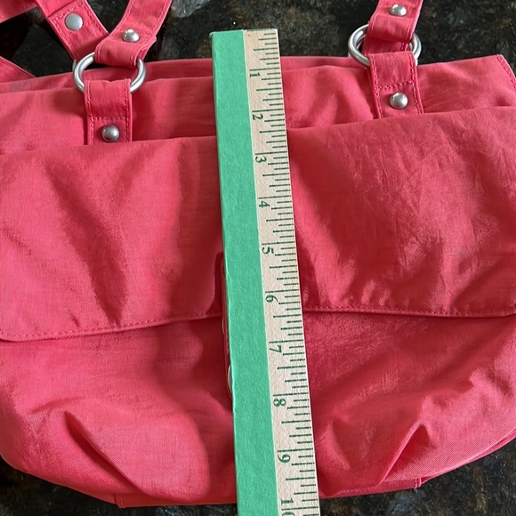Baggallini Coral Colored Purse - Picture 12 of 14
